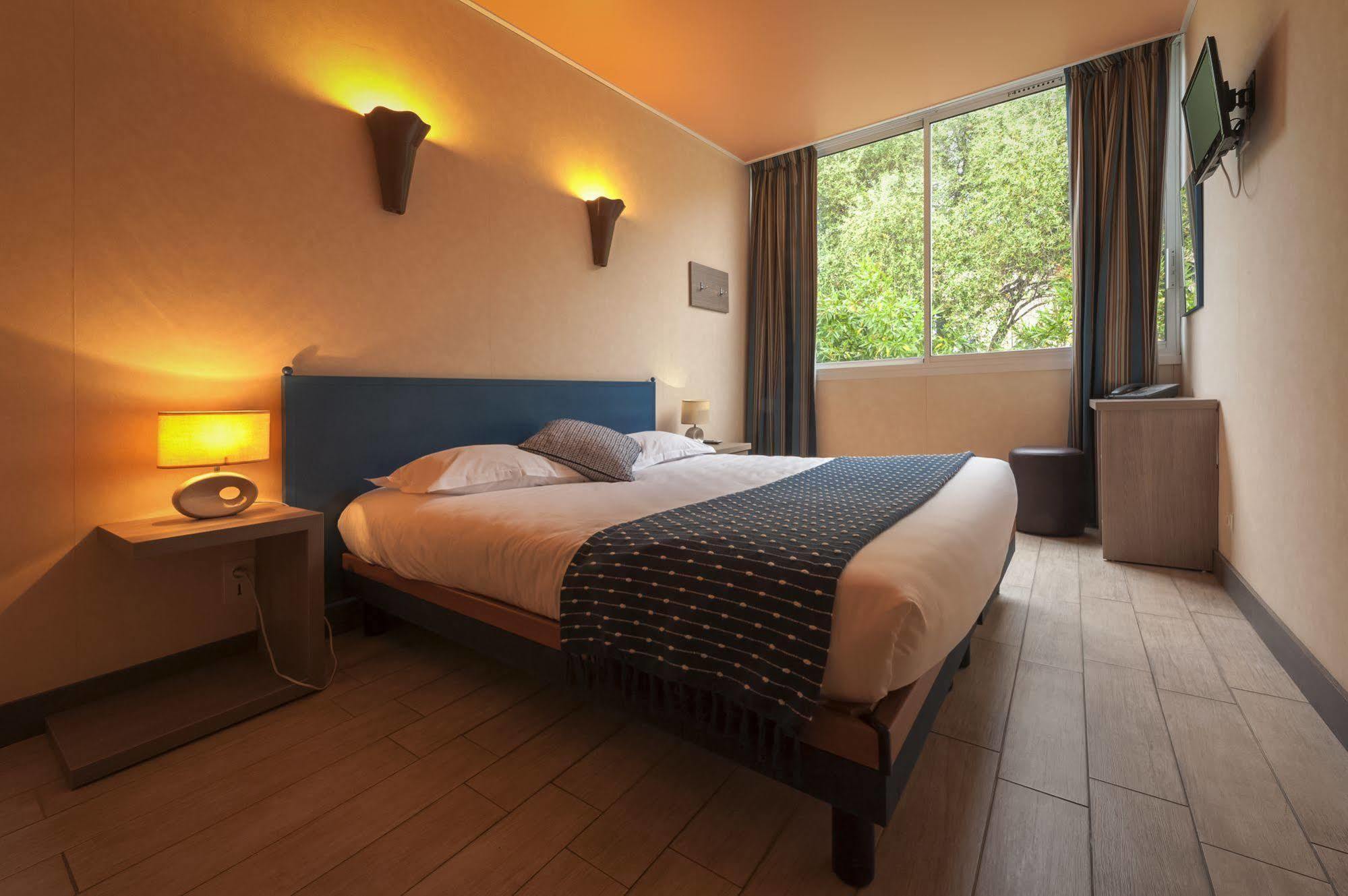 Auberge Kalliste - Eco Label Porto Pollo Bagian luar foto